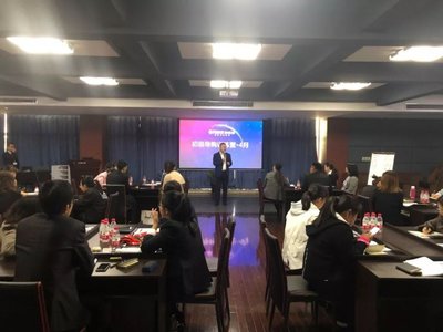 2019歐路莎商學(xué)院4月導(dǎo)購培訓(xùn)開啟