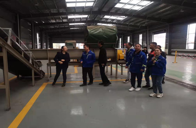 省、市土肥專業(yè)技術(shù)人員到七星關(guān)區(qū)有機(jī)肥企業(yè)開展技術(shù)指導(dǎo)